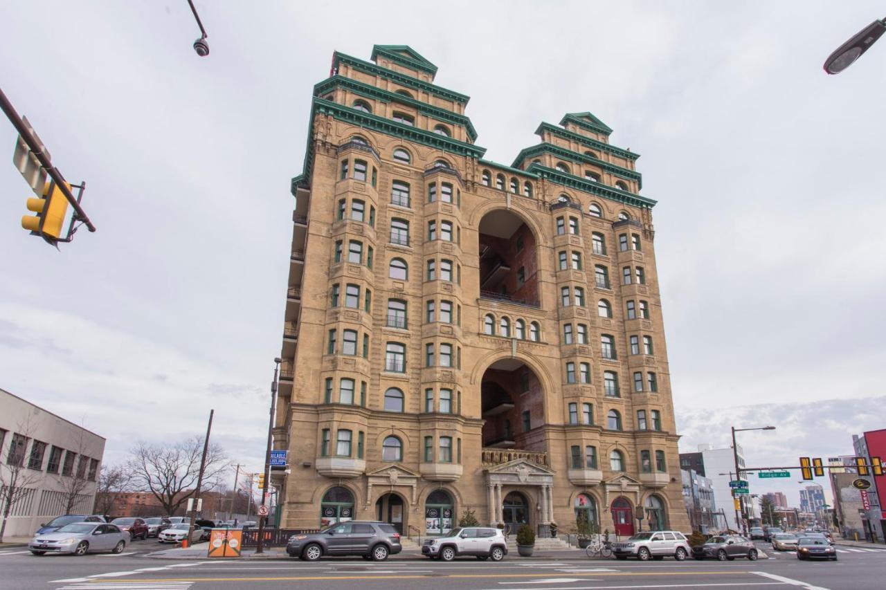 The Historic Divine Lorraine Apartments Philadelphia Exterior photo